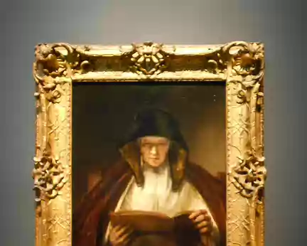 PXL018 Vieille femme lisant (1655)